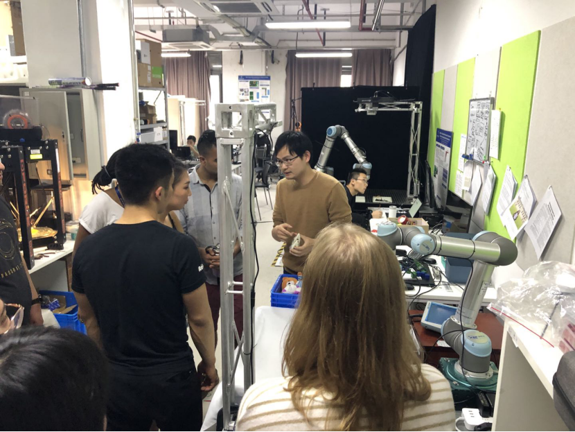 MIT Students Visit BionicDL Lab